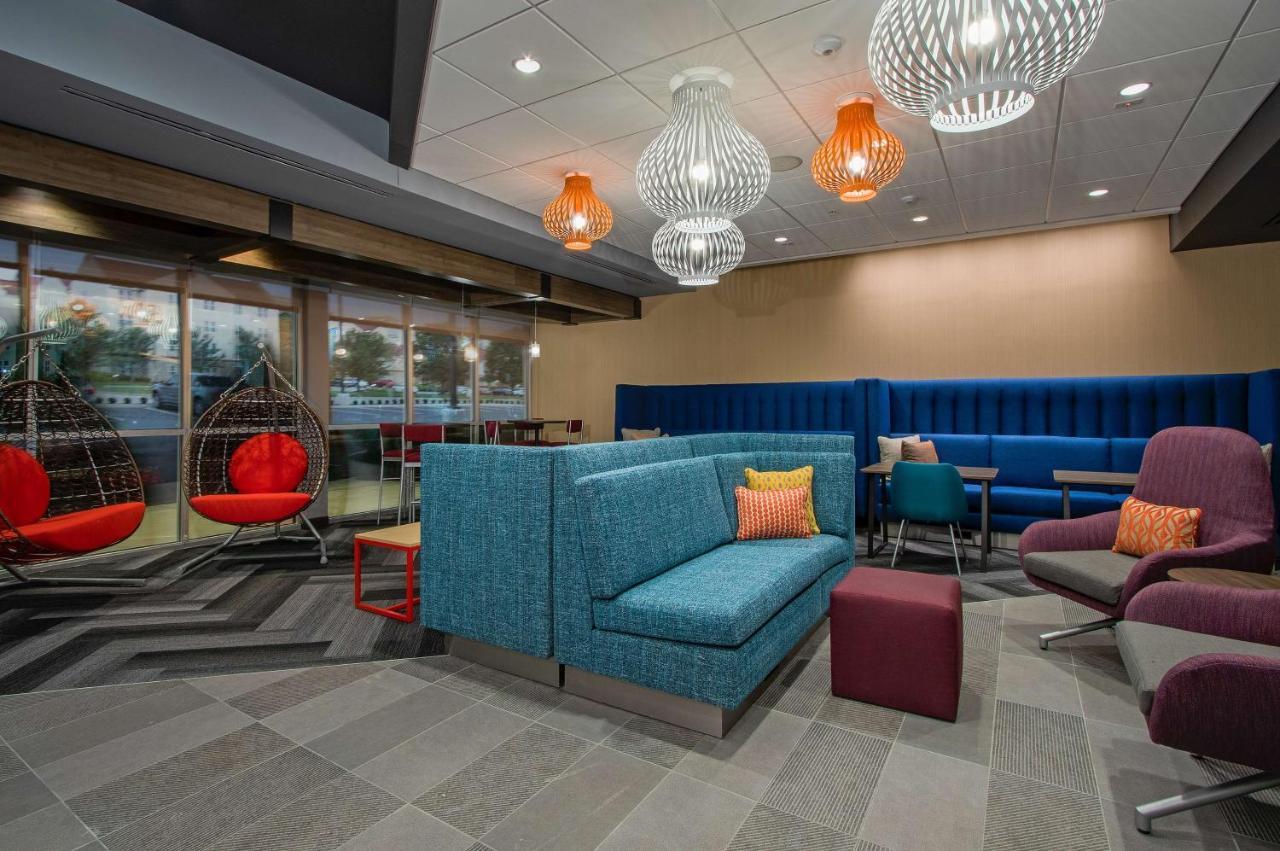 Tru By Hilton Columbus Airport Hotel Exterior photo